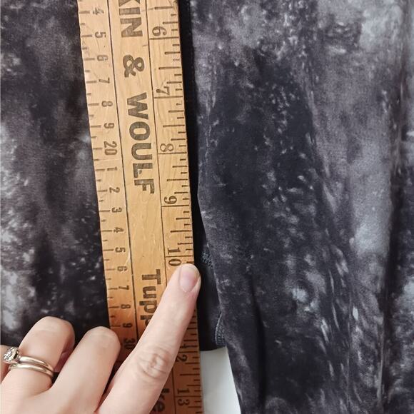 NWT All In Motion Bundle Lot Racer Back Tank Leggings Size Small - Picture 10 of 15